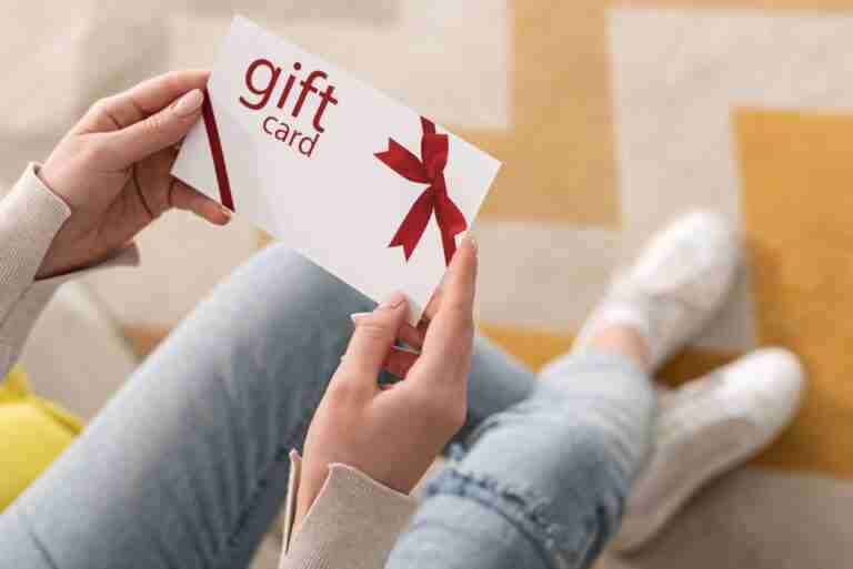 Person holding a gift card